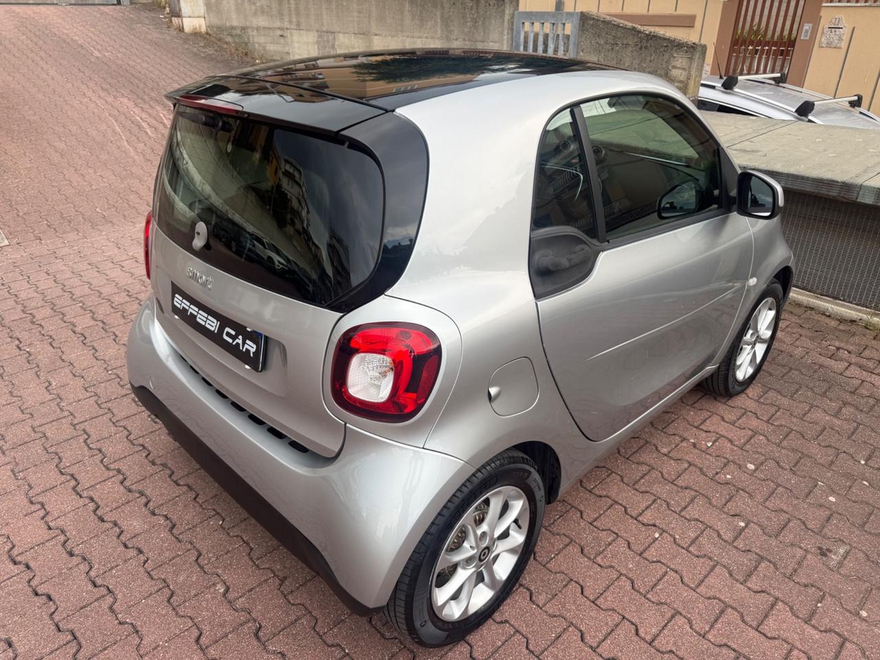 Smart ForTwo EQ Passion TAGLIANDI MERCEDES - PARI AL NUOVO PREZZO REALE, NO OBBLIGO FINANZIAMENTO!!!