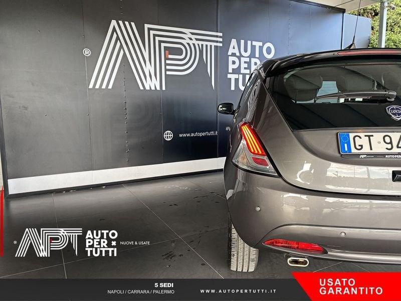 Lancia Ypsilon Ypsilon 1.0 firefly hybrid Platino s&s 70cv