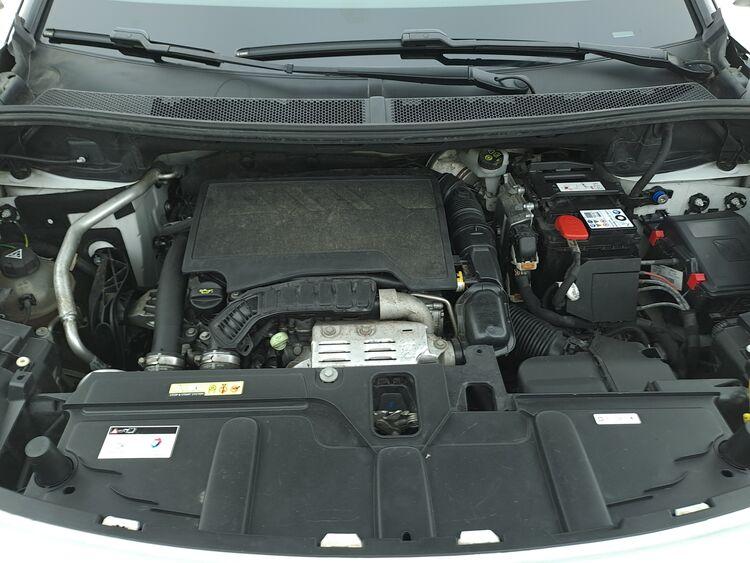Peugeot 3008 Active Pack BZ133240 1.2 Benzina 131CV