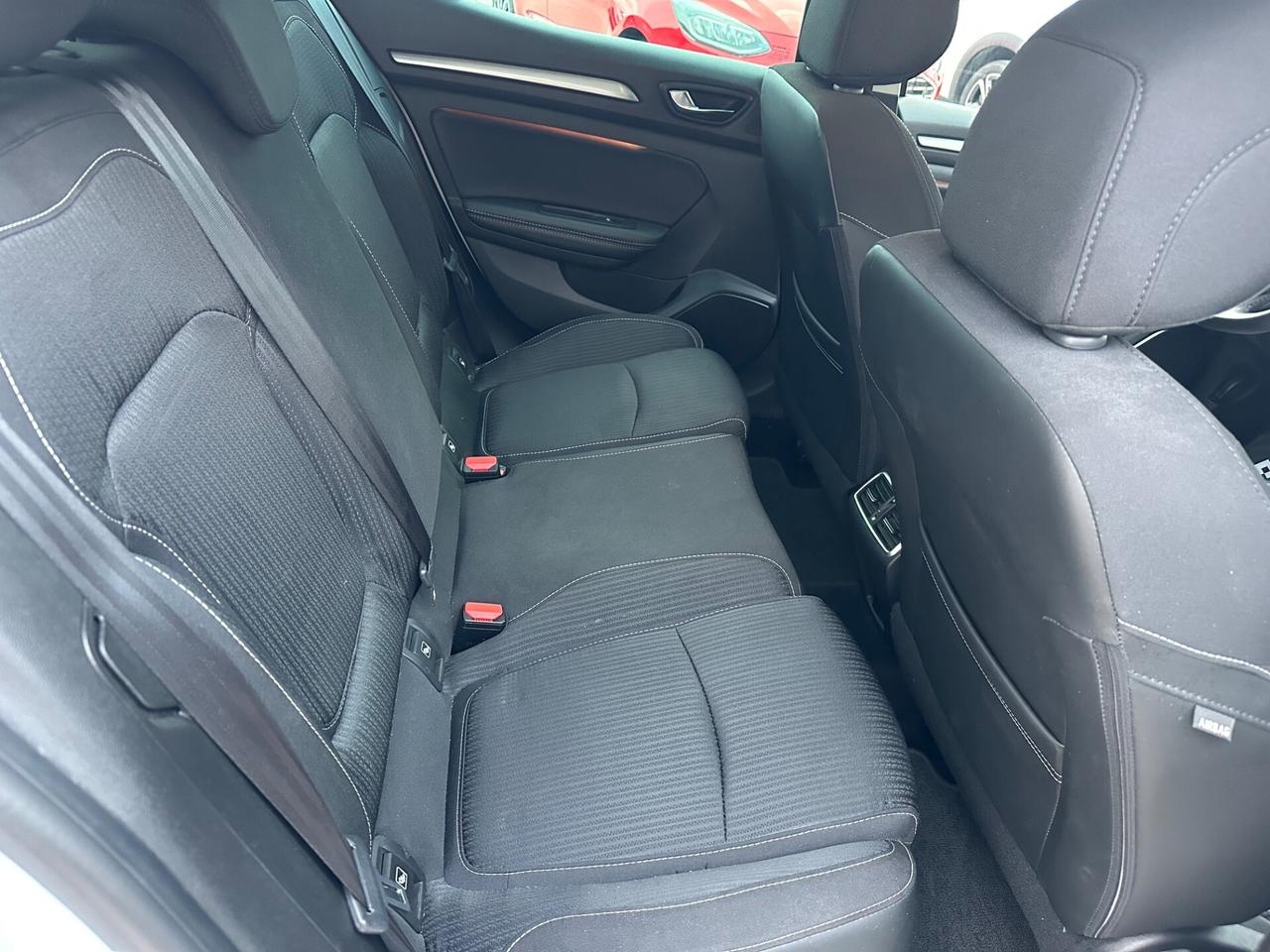 Renault Megane 2019 1.5 dCi 115 CV AUTOM. INTENS