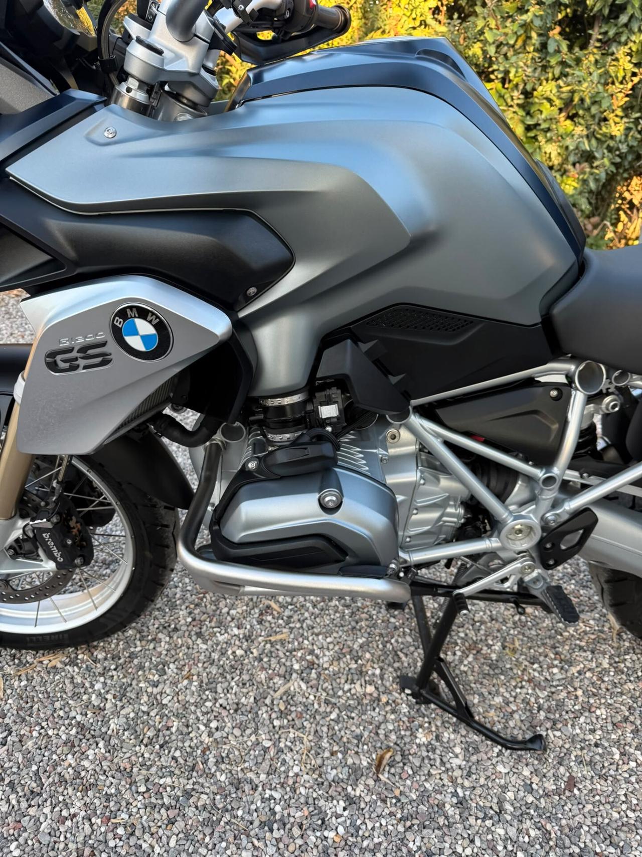 BMW R 1200 GS – 2015 – SOLO 6.982 KM – PARI AL NUOVO