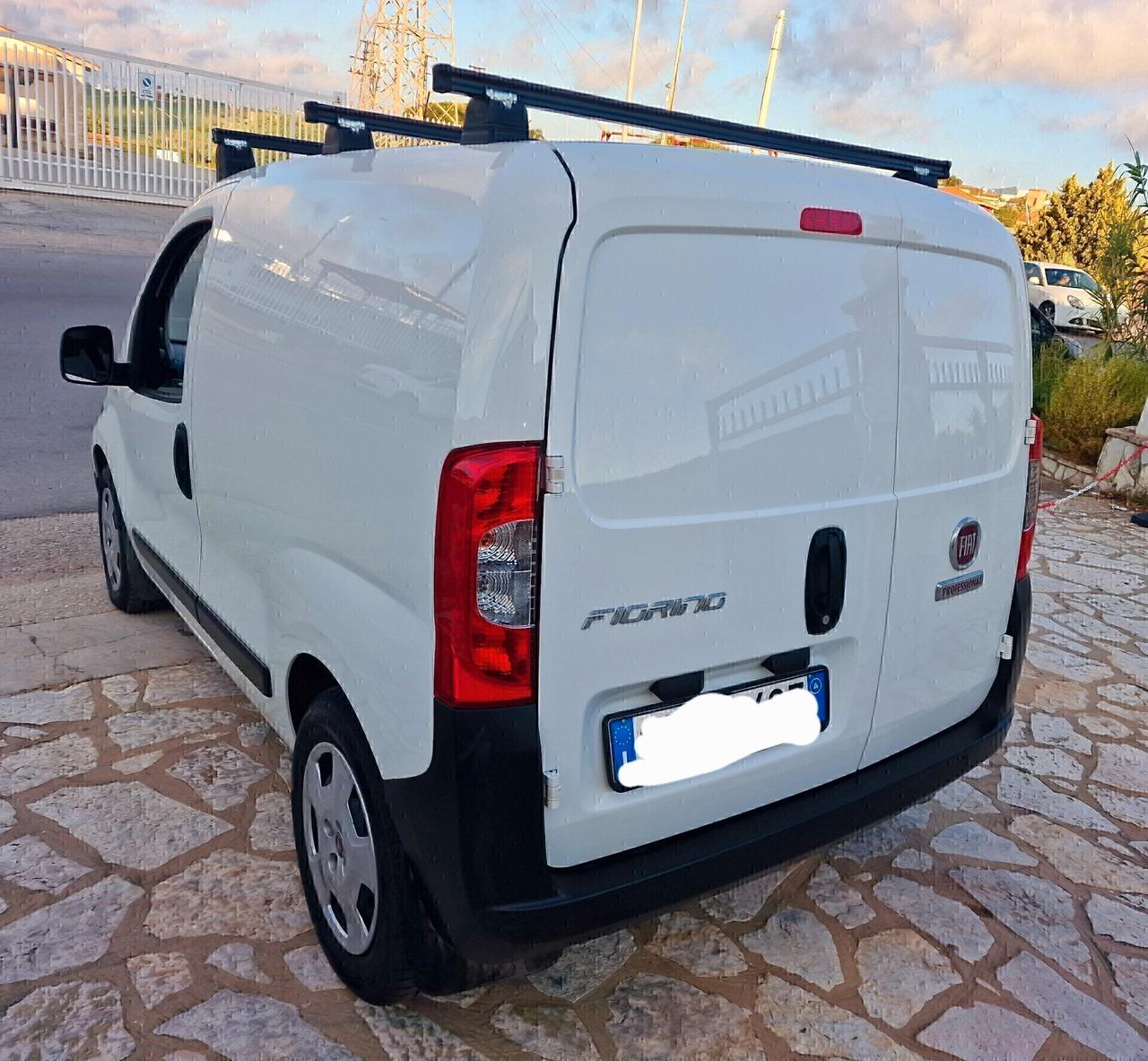 Fiat Fiorino 1.3 MJT 95CV Cargo SX 2022