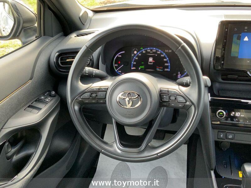 Toyota Yaris Cross 1.5 Hybrid 5p. E-CVT AWD-i Adventure