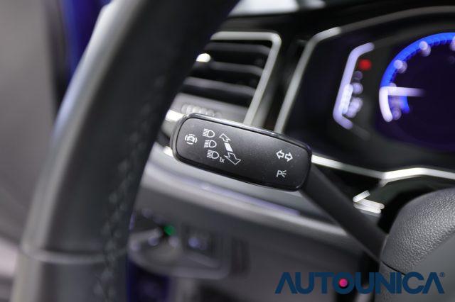 VOLKSWAGEN Taigo 1.0 TSI 115 CV R-LINE FARI LED TETTO PANORAMA