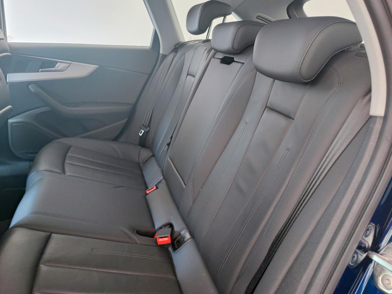 Audi A4 Avant 35 TDI/163 CV S tronic line edition