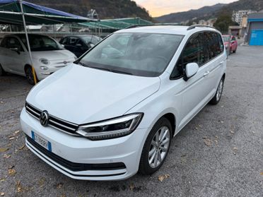 Volkswagen Touran 2.0 TDI 150 CV SCR DSG Executive BlueMotion Tech.