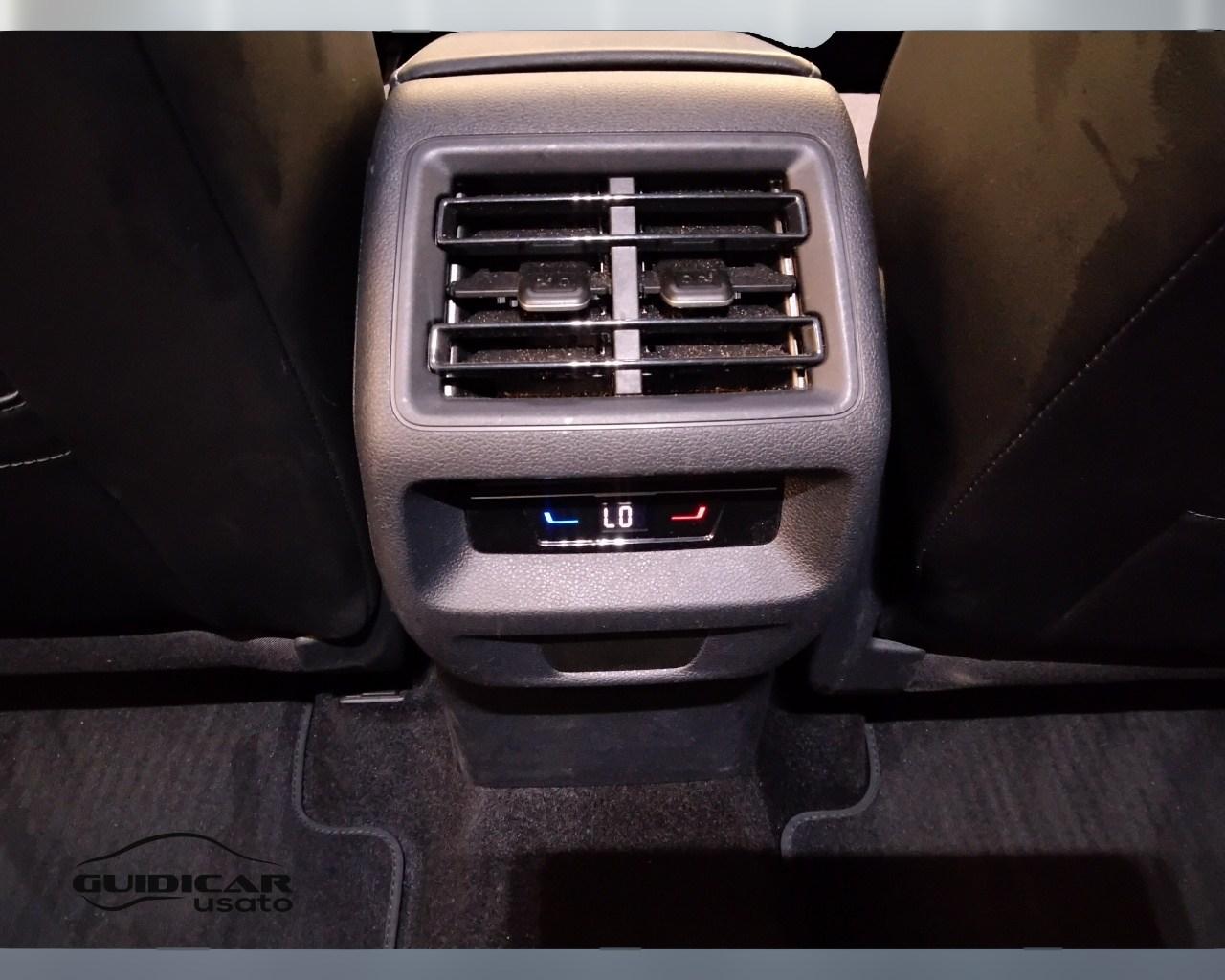 VOLKSWAGEN Tiguan III 2024 - Tiguan 1.5 etsi Edition Plus 130cv dsg