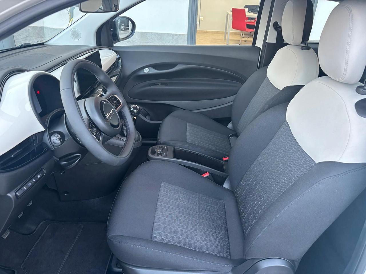 Fiat 500 Hybrid Icon KM ZERO