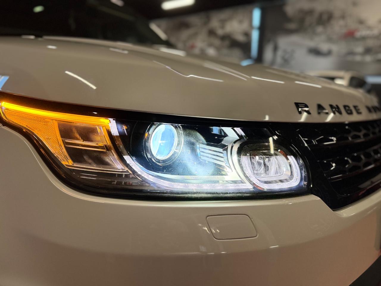 Land Rover Range Sport 3.0 TDV6 HSE Dynamic