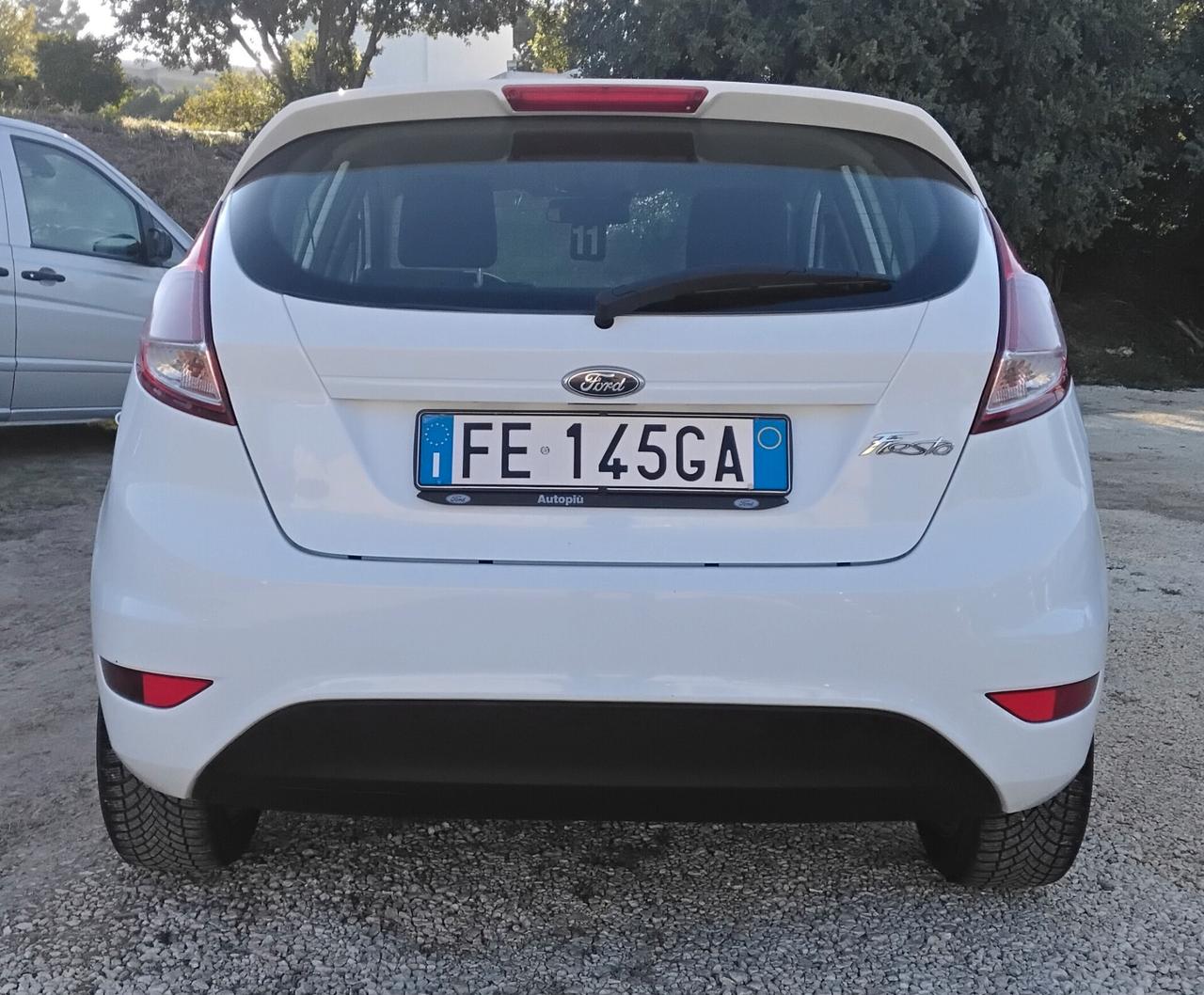 Ford Fiesta 1.5 TDCi 75CV 5 porte Titanium
