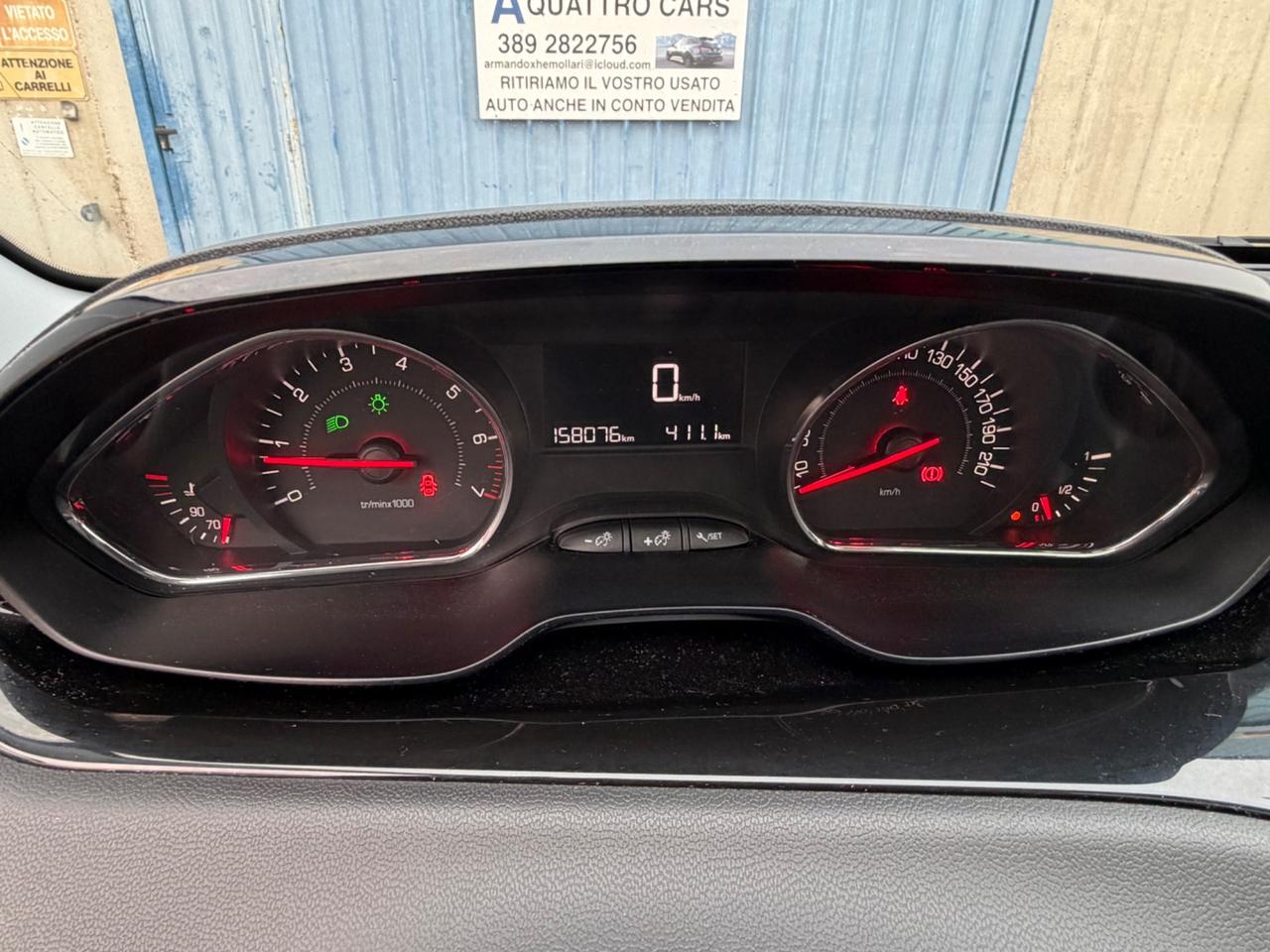 Peugeot 208 1.2 VTi 82 CV 5 porte Access