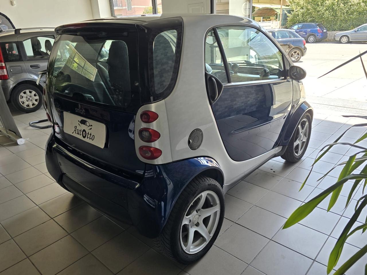 Smart Smart 700 smart city-coupé pure (45 kW)