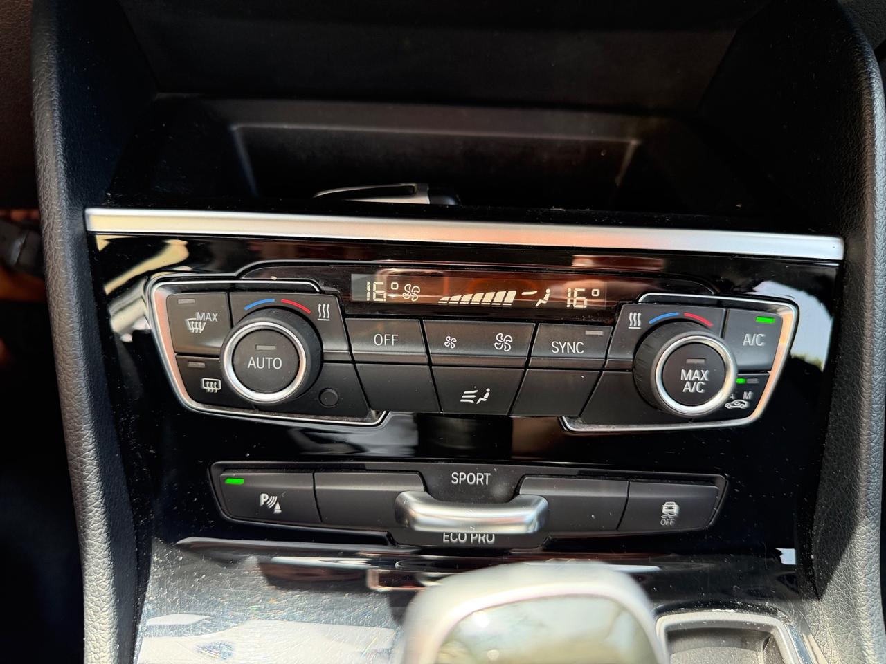 Bmw 2er Active Tourer 216d Luxury