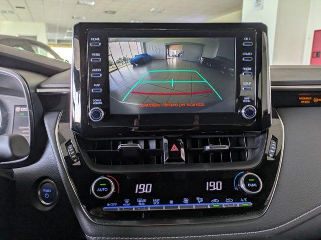 TOYOTA Corolla 1.8 Hybrid Black Edition