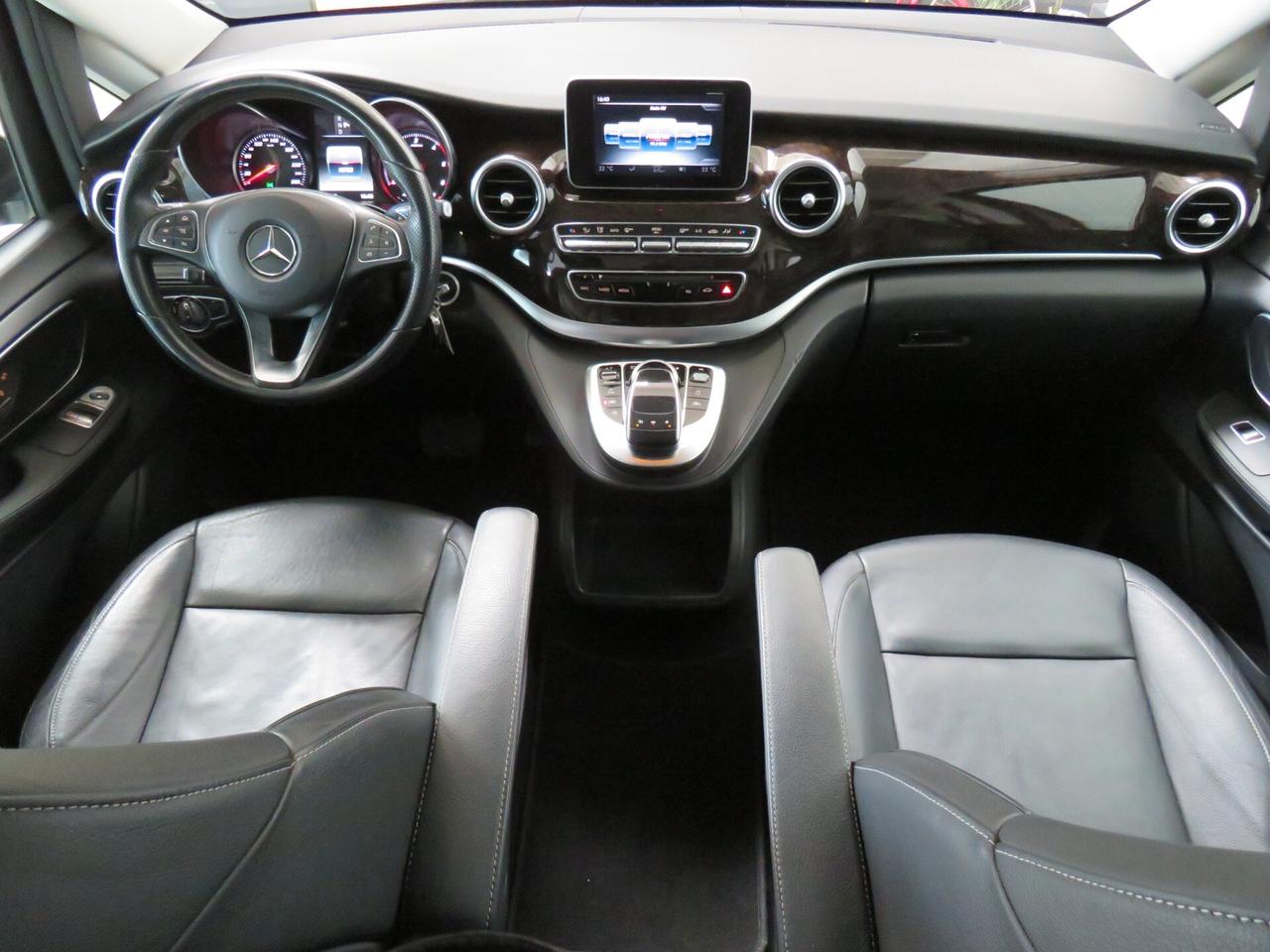 Mercedes-benz V 220 d Premium Extralong