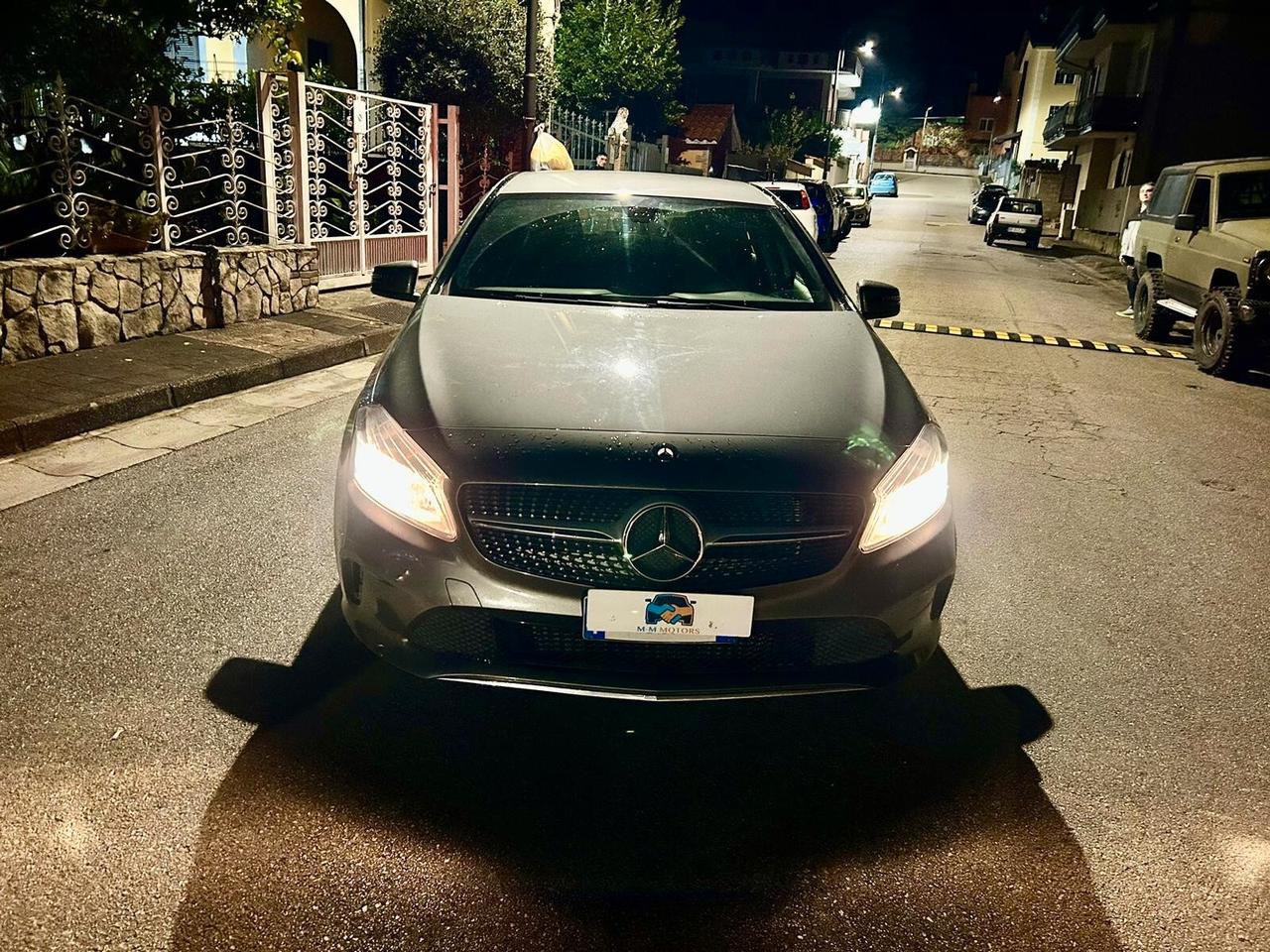 Mercedes-benz A 180 d Premium