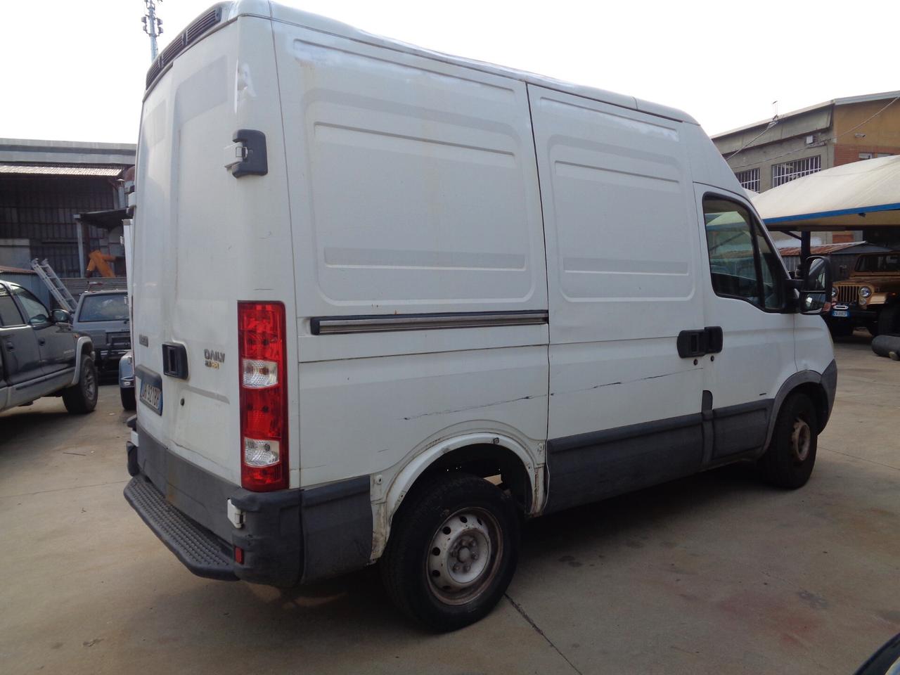 Iveco Daily 35S10 2.3 Hpi PC Cabinato