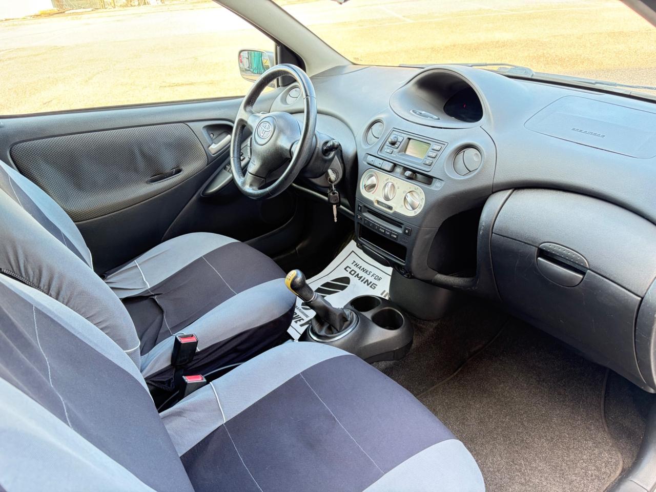 Toyota Yaris 1.3i 16V cat 3 porte Sol Neopatentati