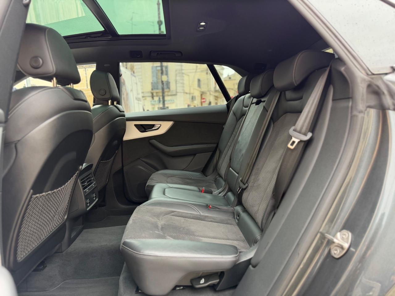 Audi Q8 50 TDI 286 CV QUATTRO S LINE EDITION TETTO MATRIX LED