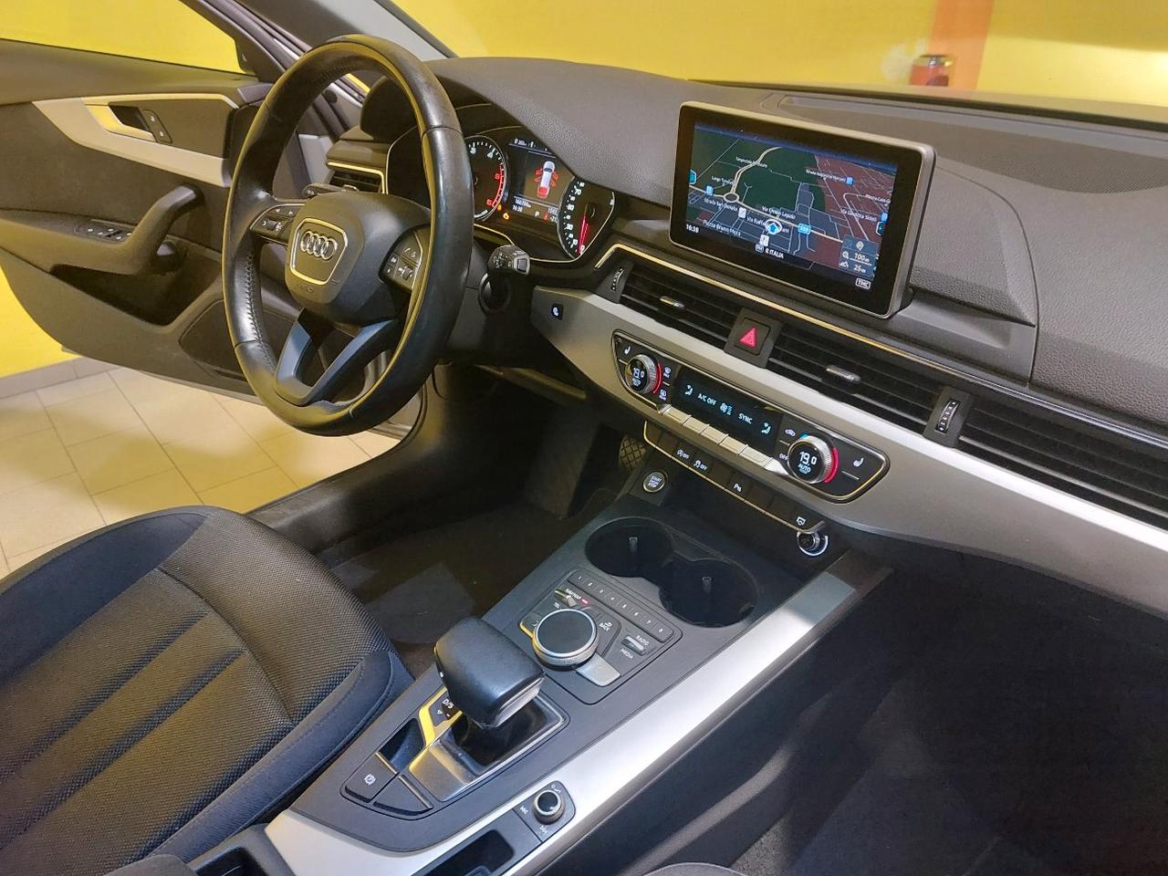Audi A4 A4 AVANT 2.0 TDI 150CV S-TRONIC BUSINESS