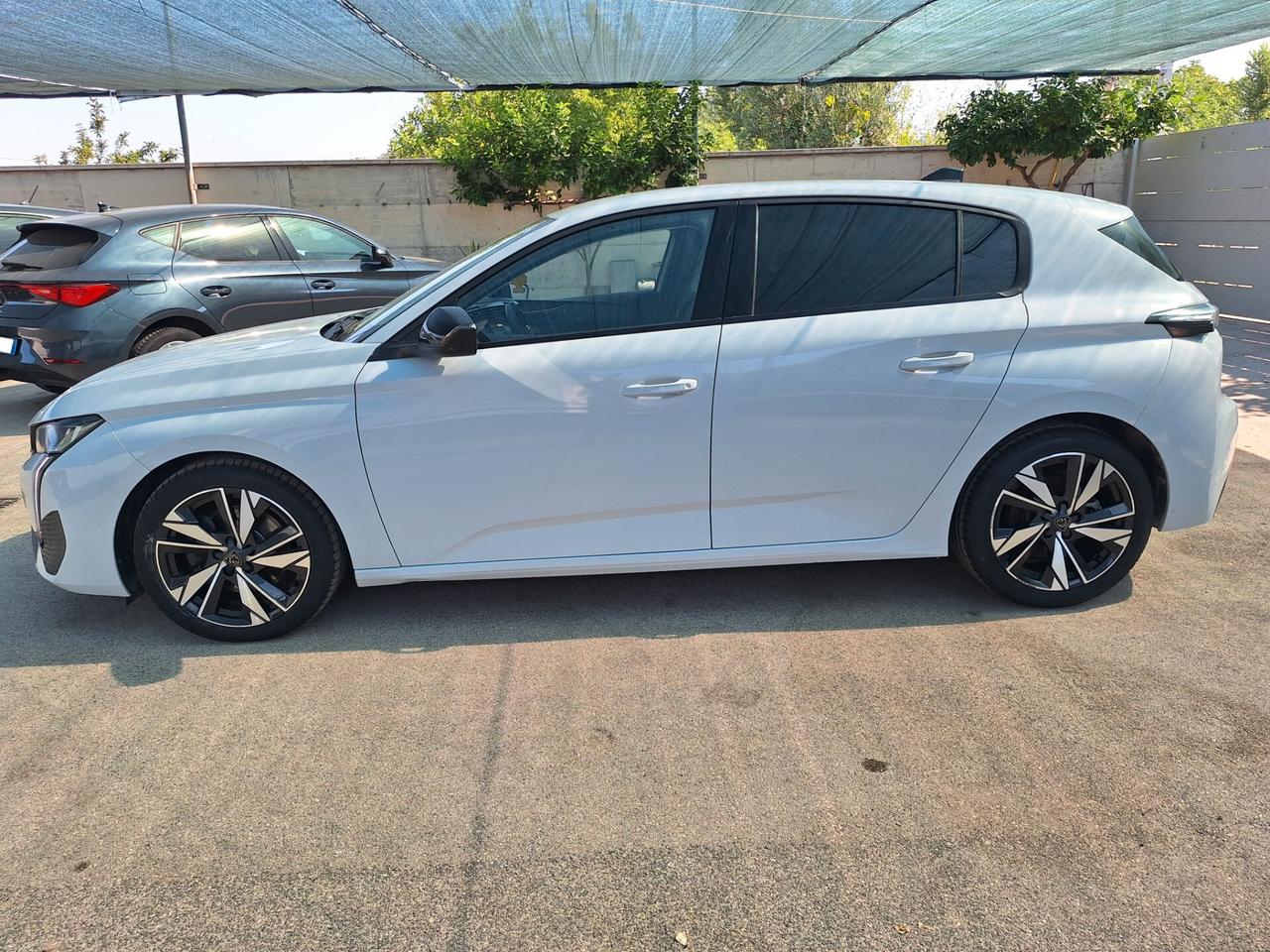 Peugeot 308 BlueHDi 130 S&S EAT8 Allure Pack Nav+Retrocam