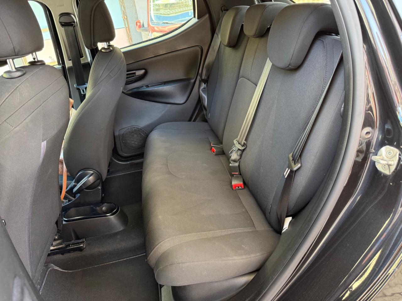 Lancia Ypsilon 1.0 FireFly S&S Hybrid Ecochic Gold