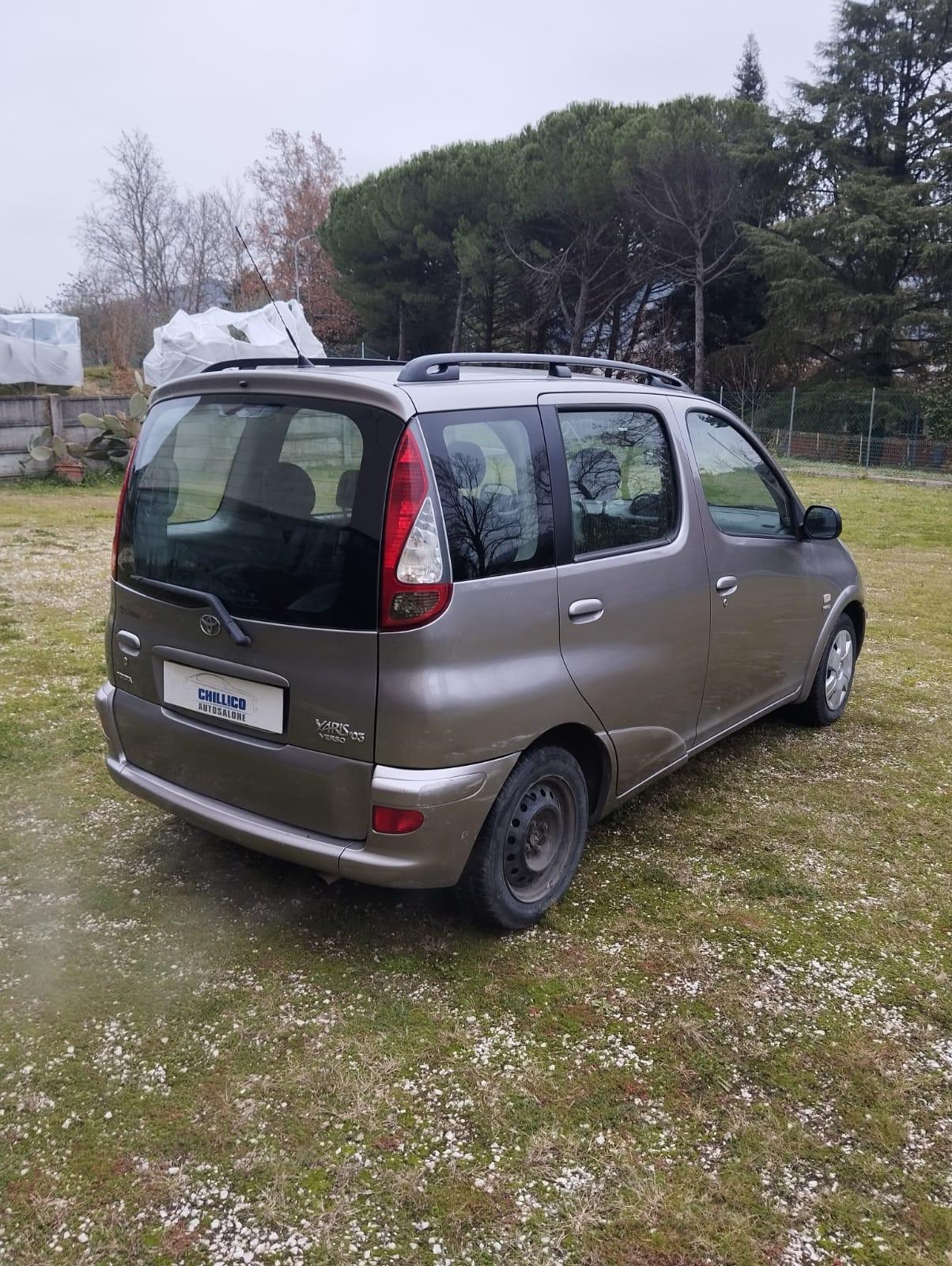 Toyota Yaris Verso 1.3i 16V cat Sol