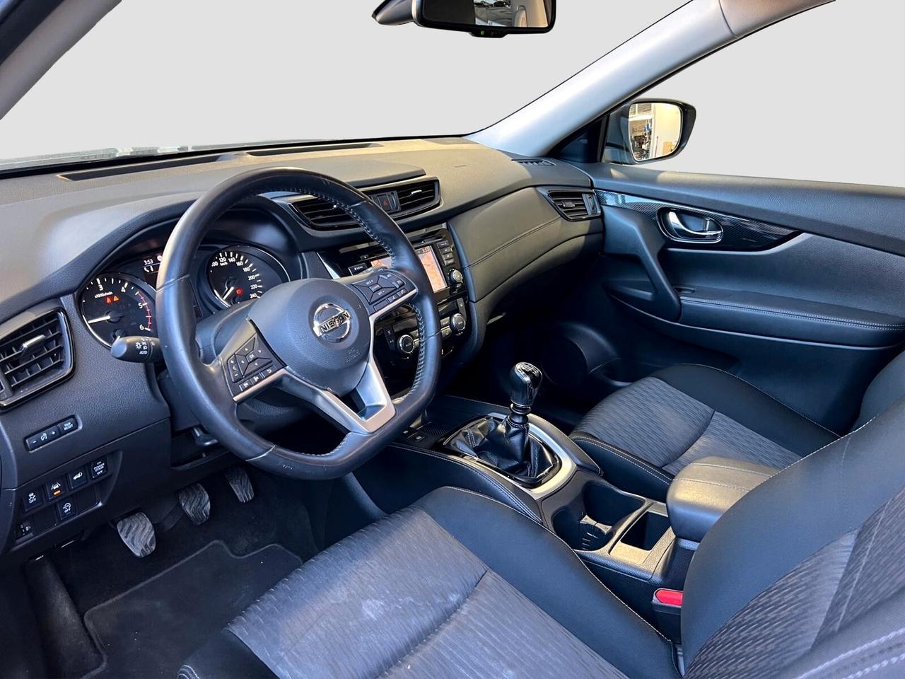 Nissan X-Trail dCi 150 2WD N-Connecta