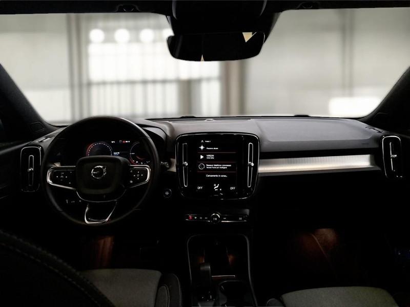 VOLVO XC40 T5 RECHARGE PLUG-IN AUTO CORE SUV