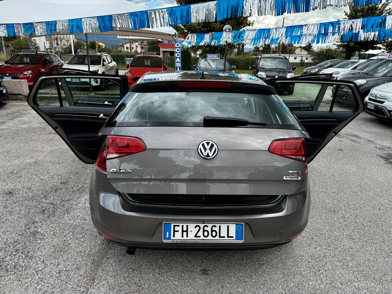 " DA VETRINA " Volkswagen Golf 1.6 TDI DSG Highline