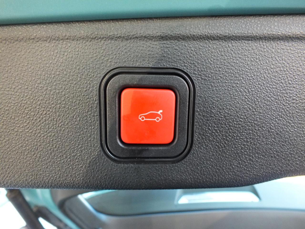 JEPP AVENGER 1.2 100 CV GPL ALTITUDE