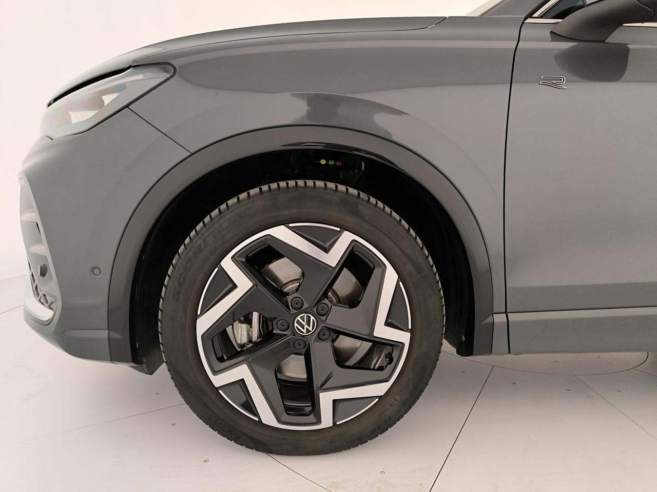 Volkswagen Tiguan 2.0 tdi r-line 150cv dsg