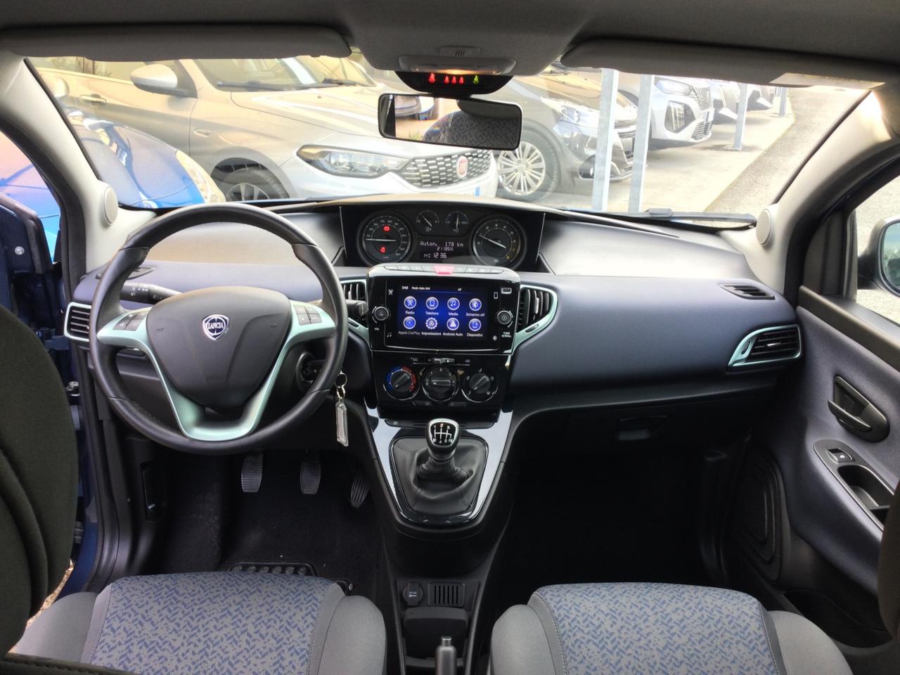 Lancia Ypsilon 1.0 FireFly S&S Hybryd Gold 5posti