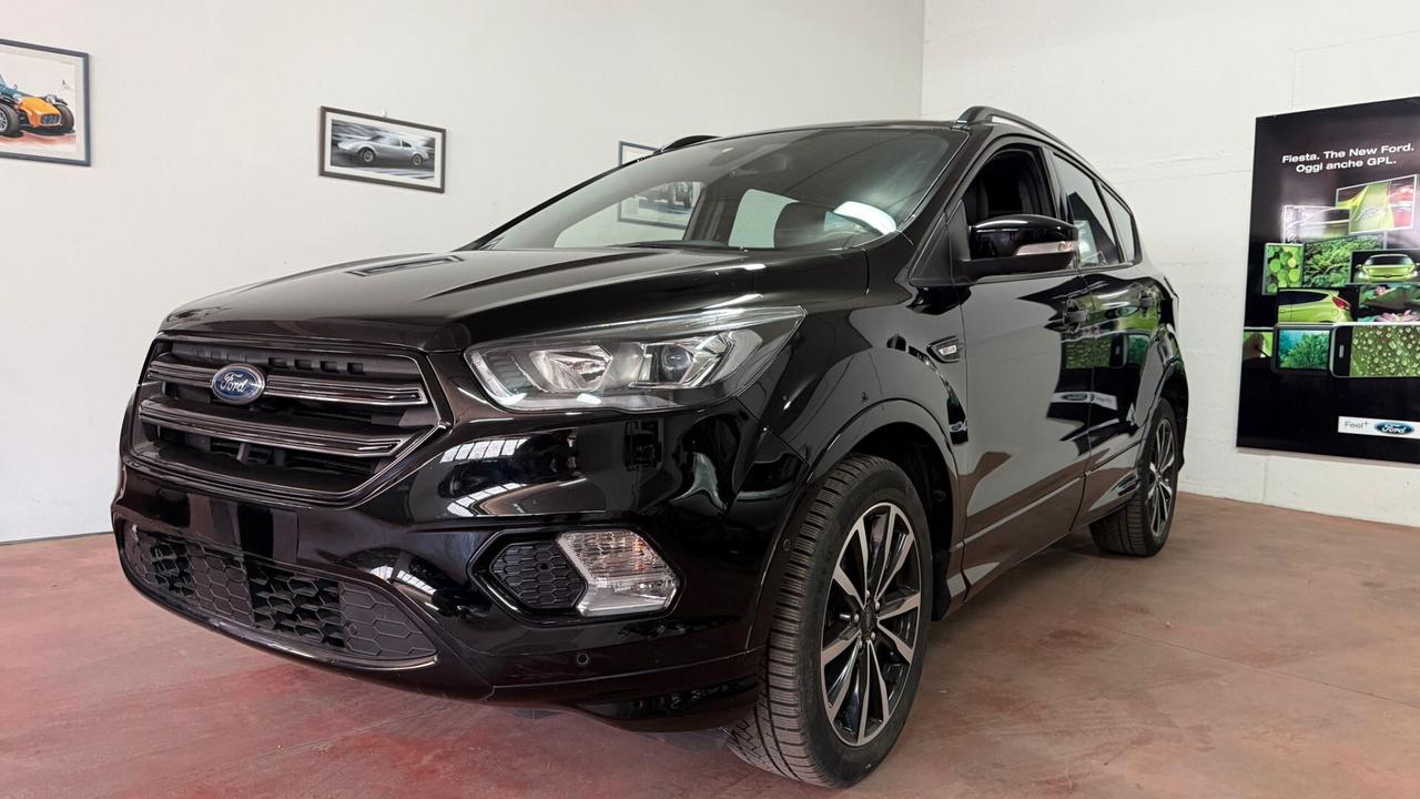 Ford Kuga 2.0 TDCI 120 CV S&S 2WD ST-Line