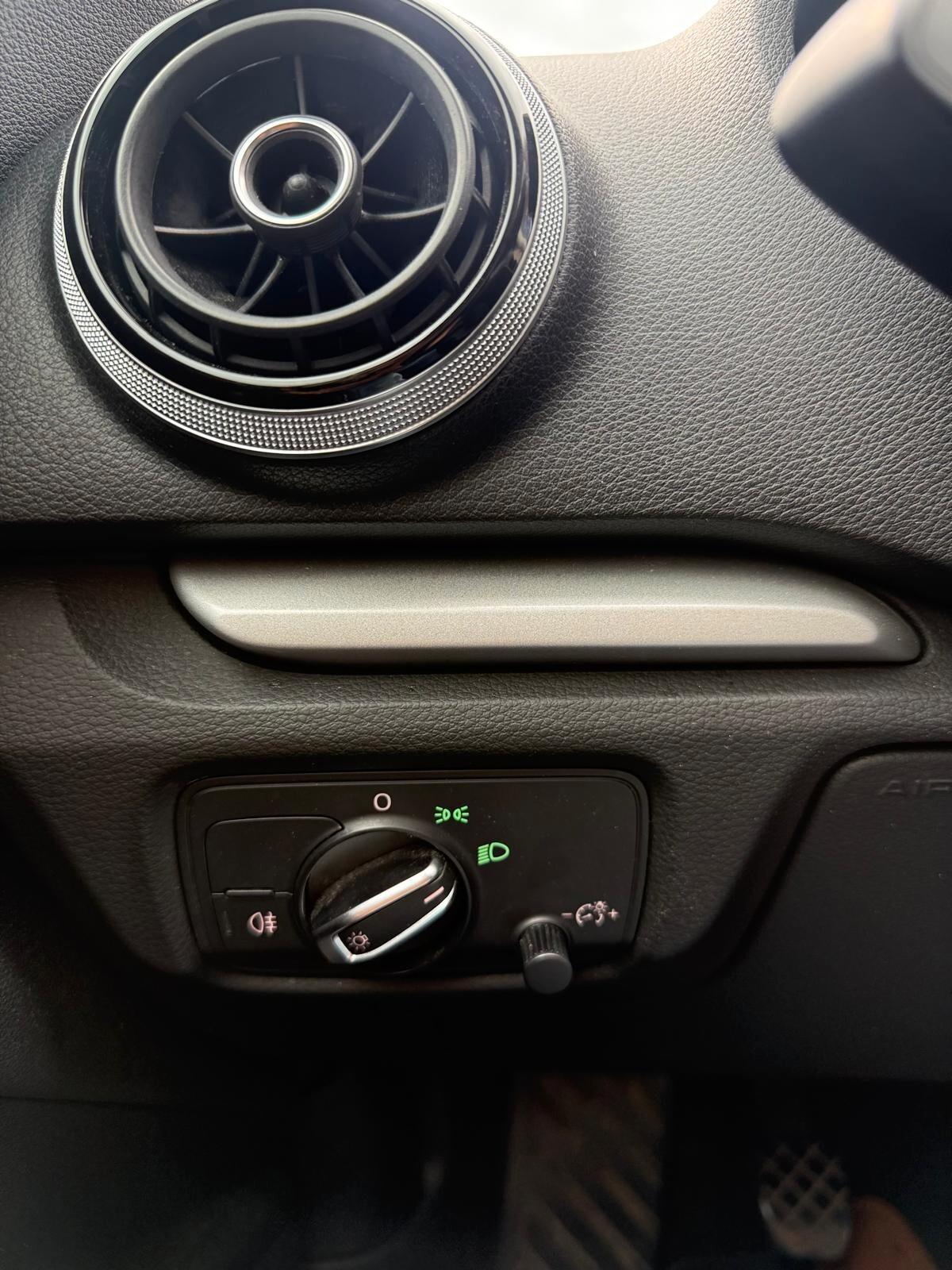 Audi A3 SPB 1.6 TDI clean diesel Ambition