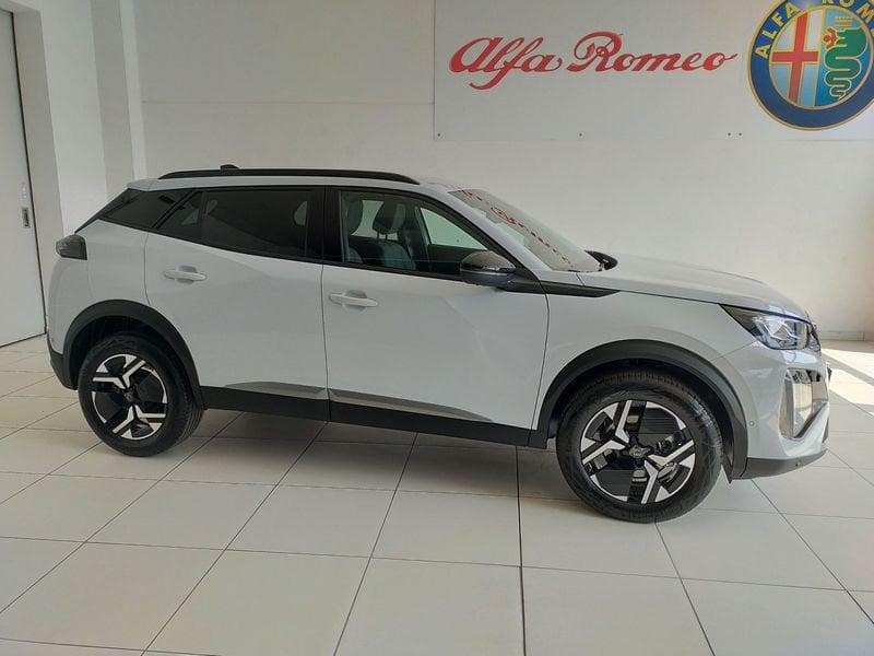 Peugeot 2008 Hybrid 136 e-DCS6 Allure + Vision & Drive KM0