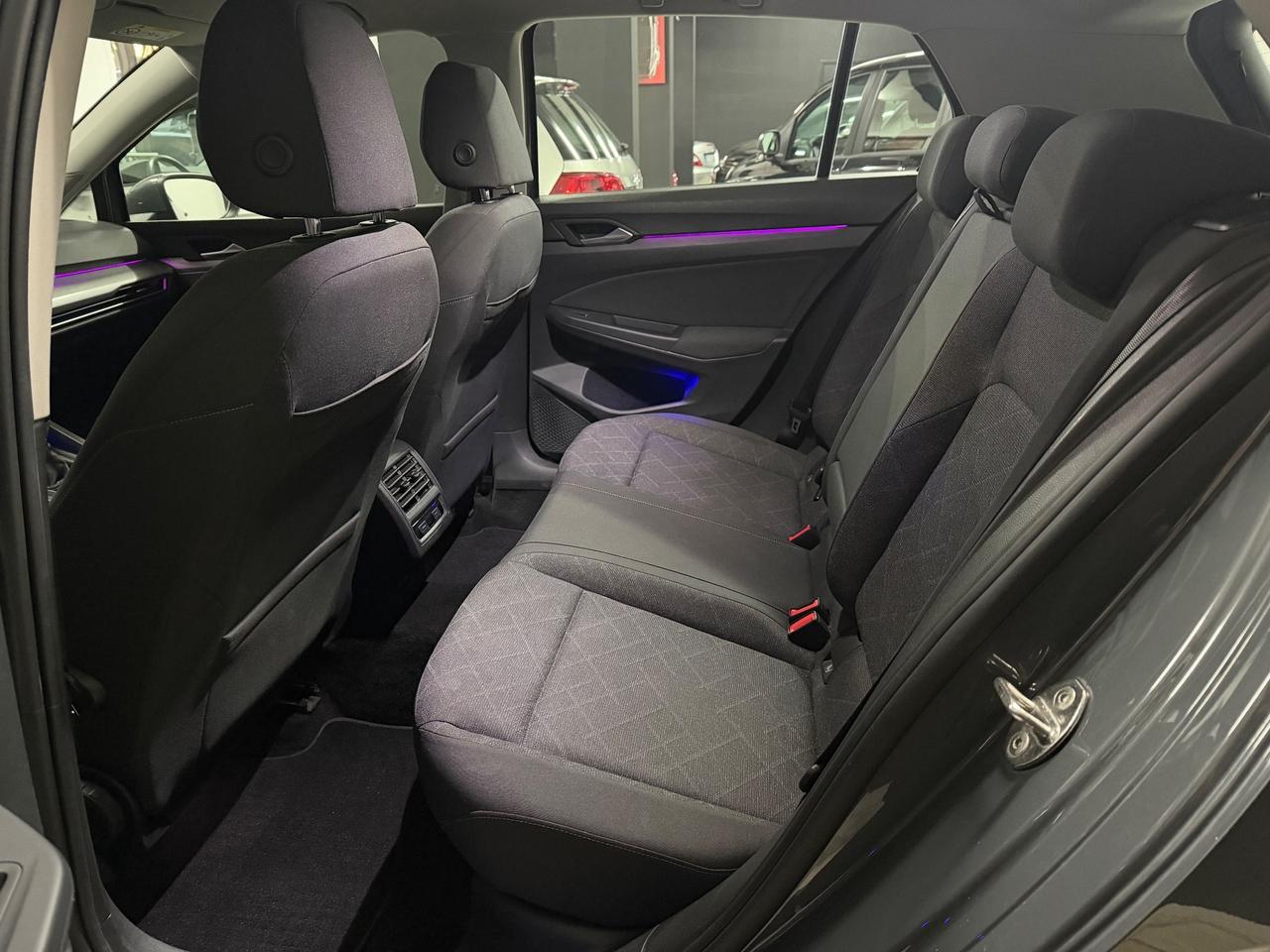 Volkswagen Golf 8 2.0 TDI (116) Style 2021