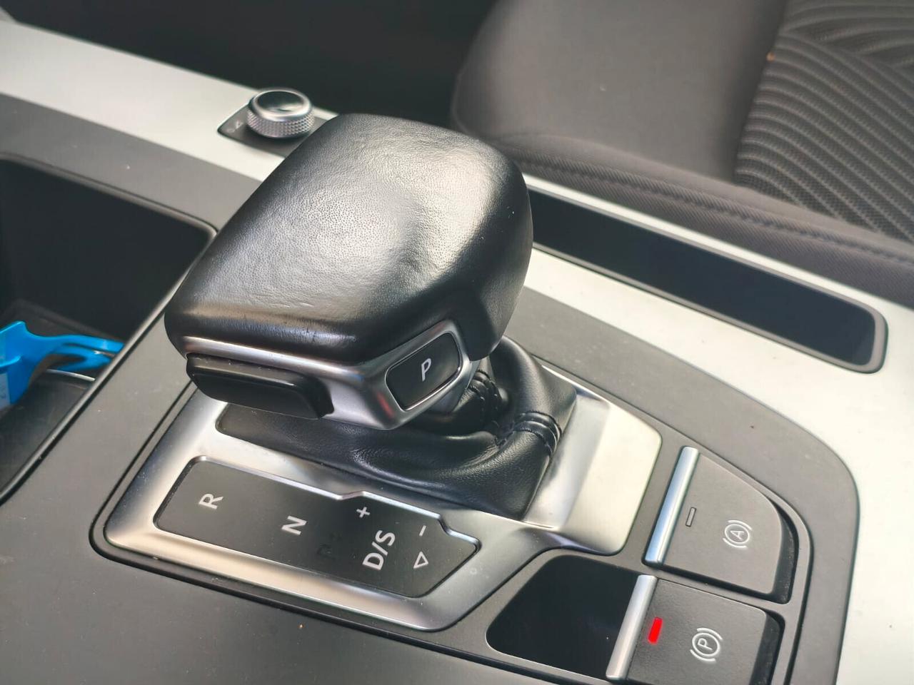 Audi Q5 35 2.0TDI 163CV S tronic Business Adv 2023