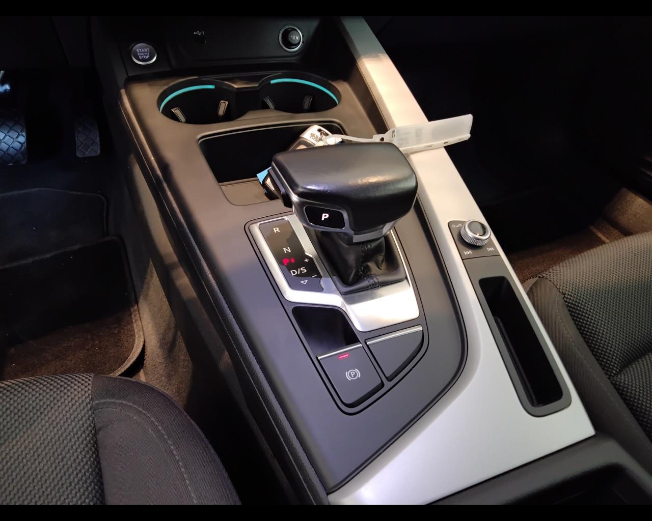 AUDI A4 V 2019 Allroad Quattro - A4 Allroad 40 2.0 tdi mhev Business Evolution quattro 204cv s-tronic