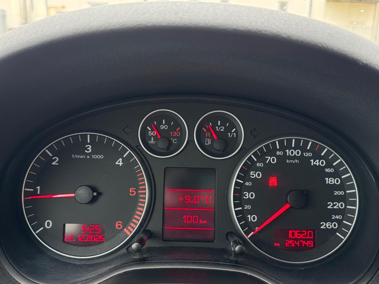 Audi A3 2.0 TDI 140cv S-Line