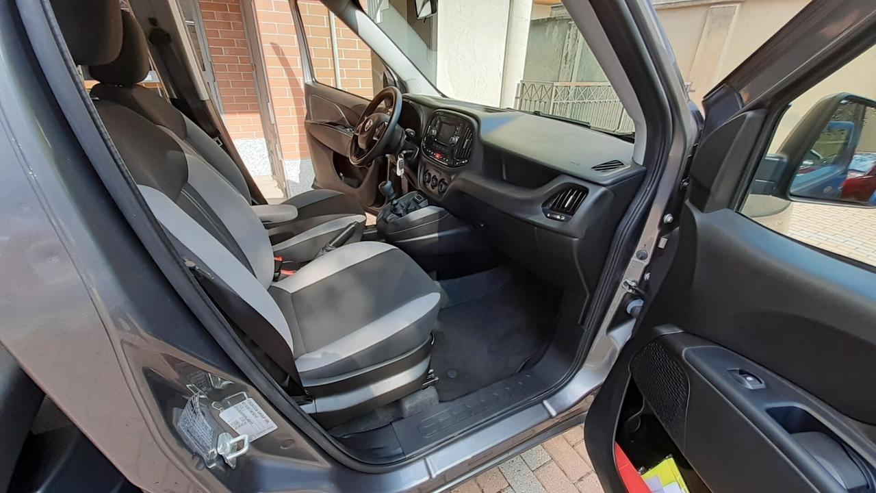 Doblo trasporto disabile pianale ribassato