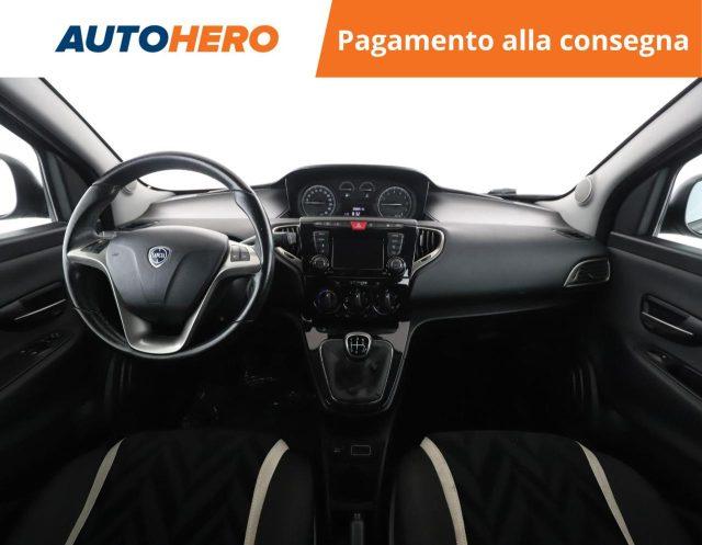 LANCIA Ypsilon 1.2 69 CV 5 porte Gold