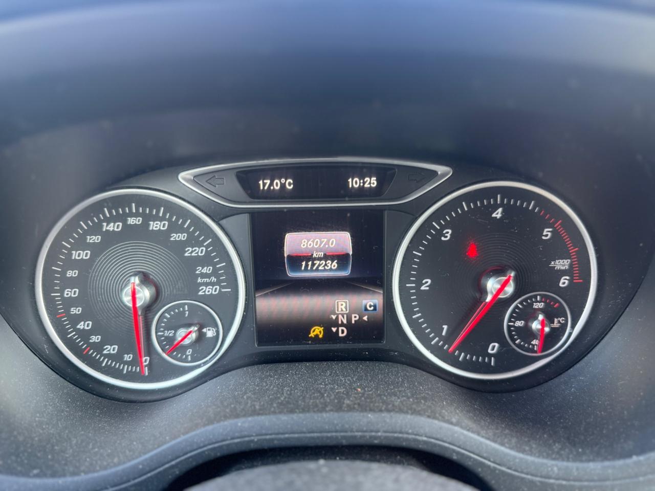 Mercedes-benz B 200 d Automatic Premium