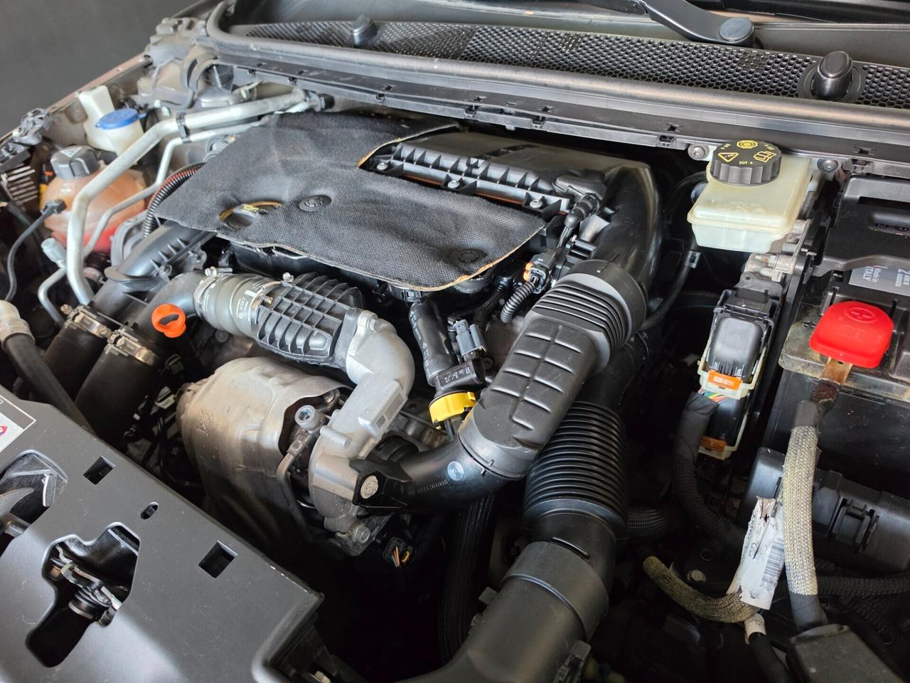 Peugeot 308 BlueHDi 100 S&S FULL