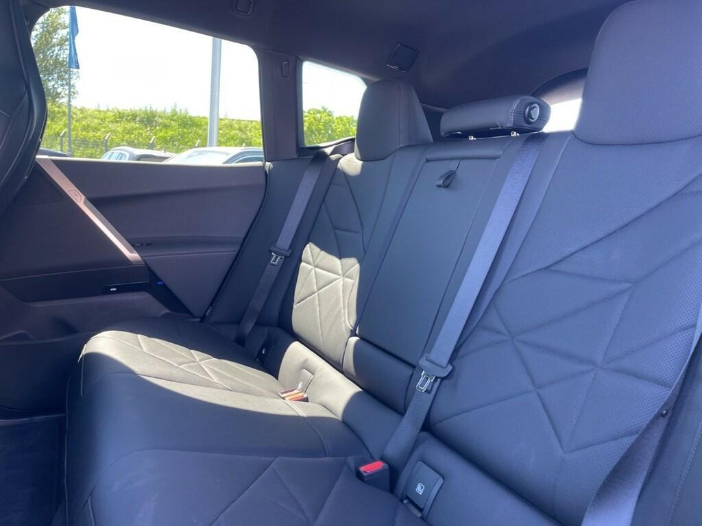 BMW iX 40 pacchetto sportivo xDrive
