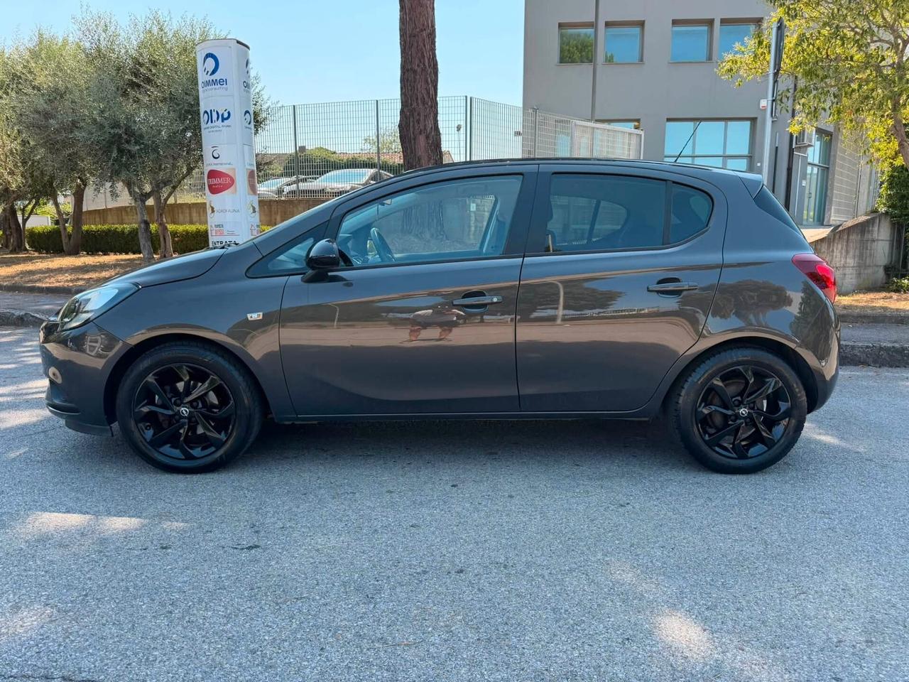 Opel Corsa 1.4 90CV GPL Tech 5 porte Cosmo