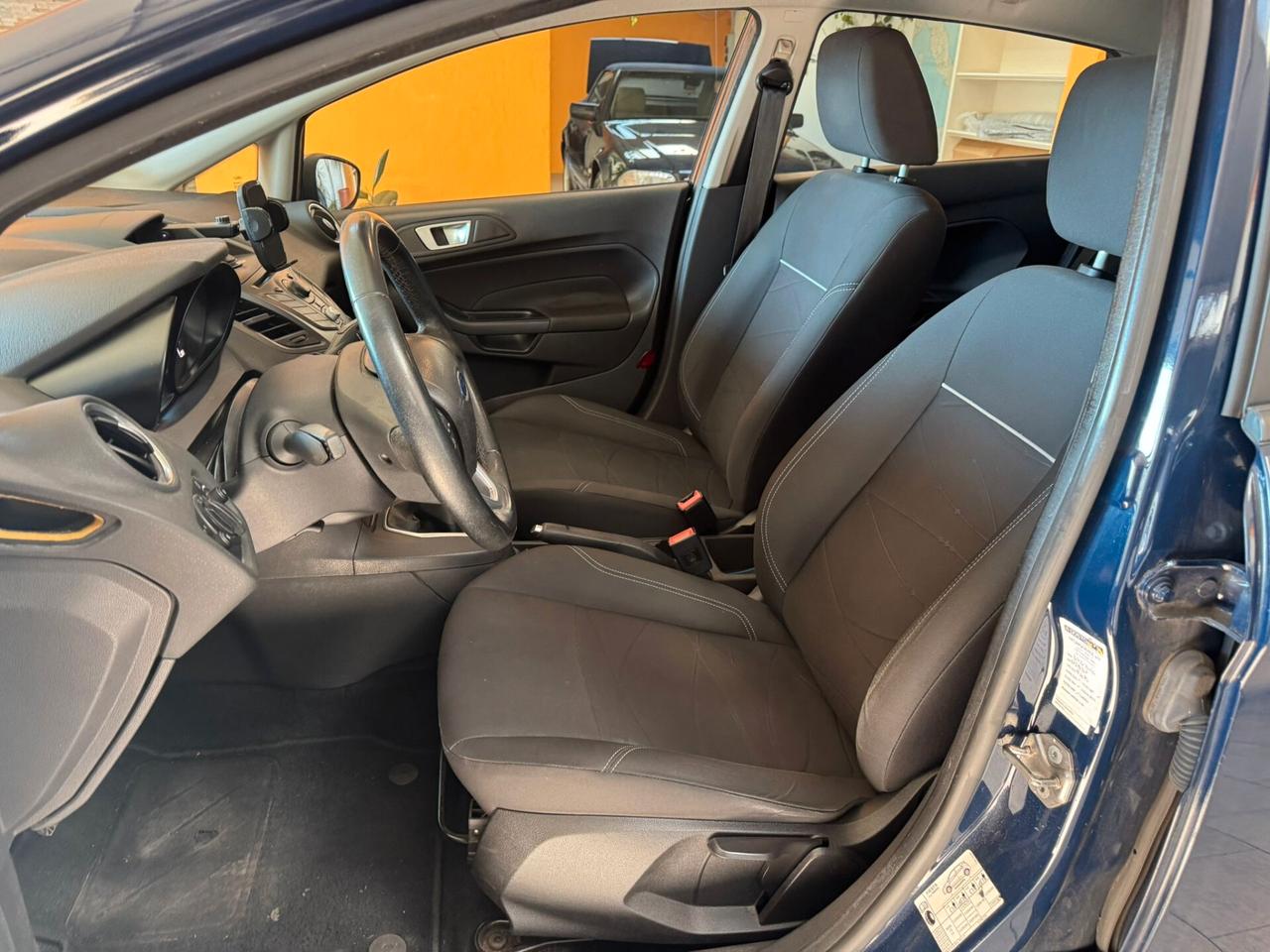 Ford Fiesta 1.5 TDCi 75CV 5 porte Titanium