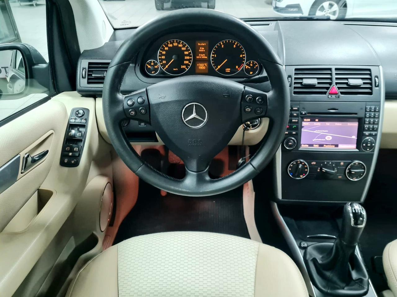 MERCEDES-BENZ A 180 CDI 109CV PREMIUM NEOPATENTATI