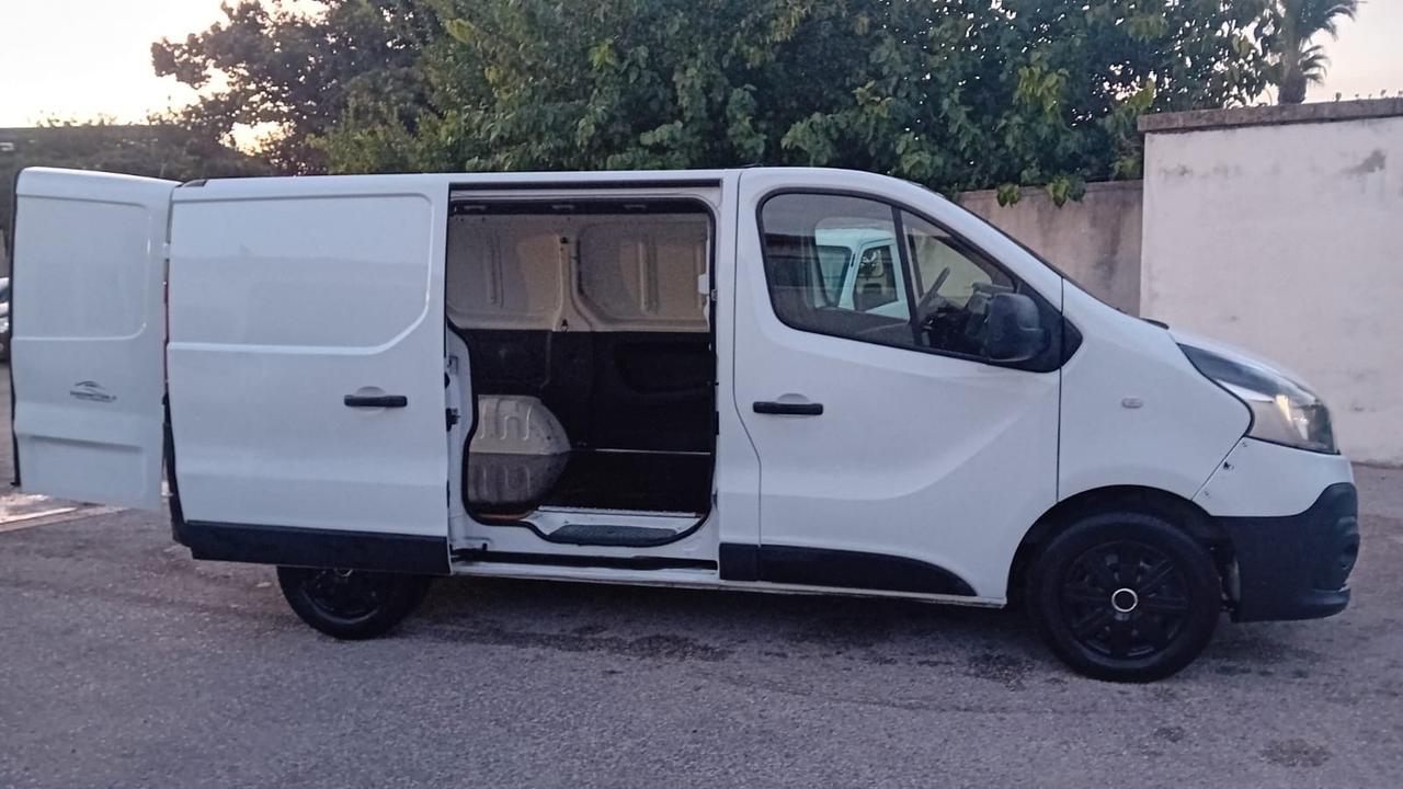 Renault trafic/cargo 1.6 dci-3P-2016