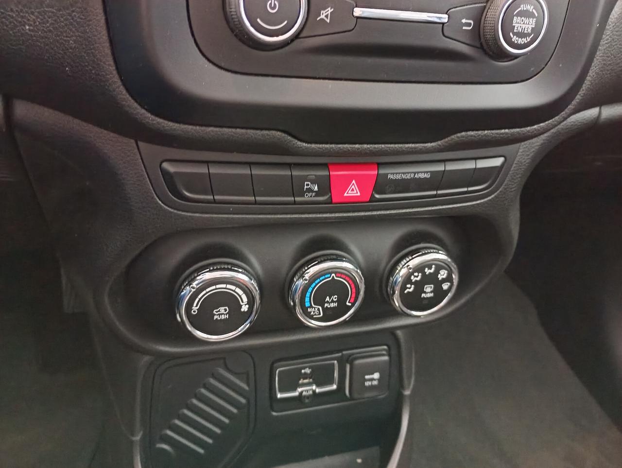 Jeep Renegade 1.6 E-TorQ EVO Longitude